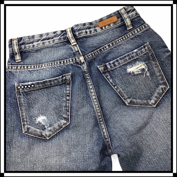 Blank NYC Distressed Cropped Denim Jeans | 24 - Picture 8 of 12